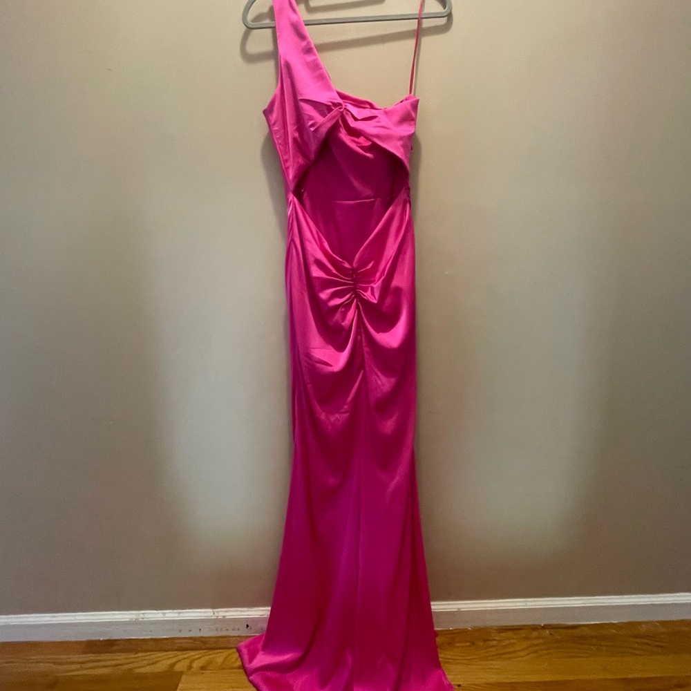 Elegant Pink Evening Gown